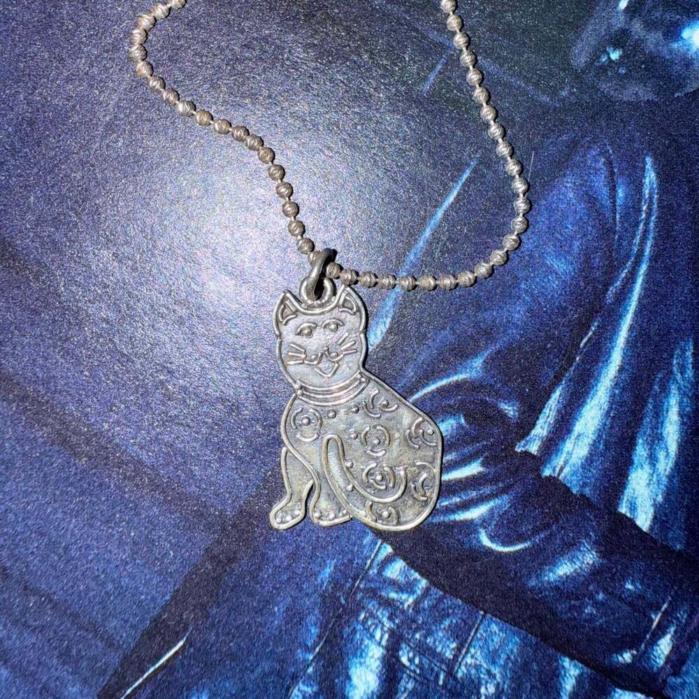 Artisan Silver Cat Pendant Necklace 18 In 925